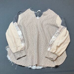 BKE Beige and Gray Long Sleeve Top
